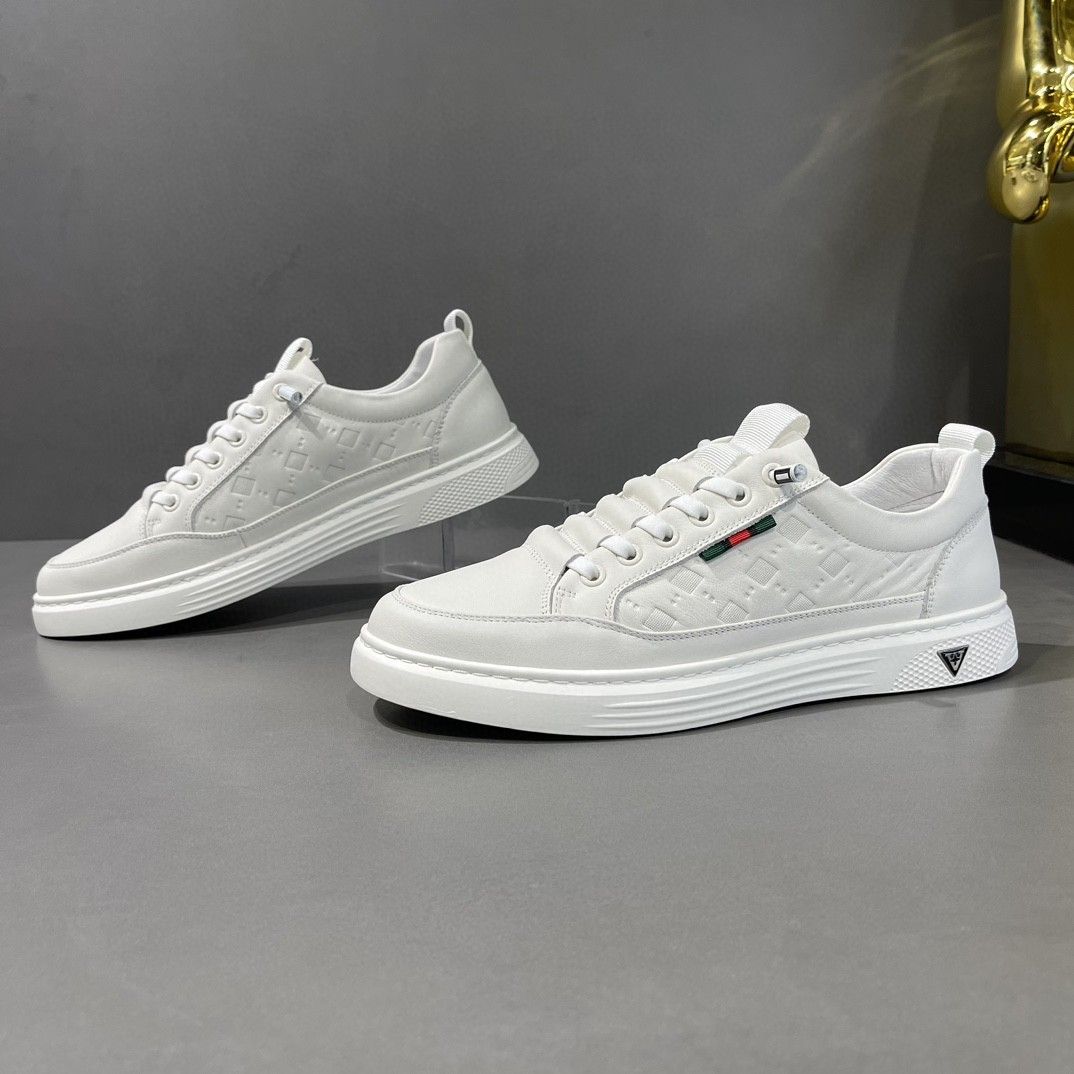 White 2025 Summer New Korean Version Casual Leather Sports Trend Versatile Men's Board Shoes_vogvips.com