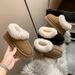 Versatile Snow Boots Women In The Winter Of , With Thick Plush Cotton Shoes, Comfortable And Fluffy Shoes For One_vogvips.com