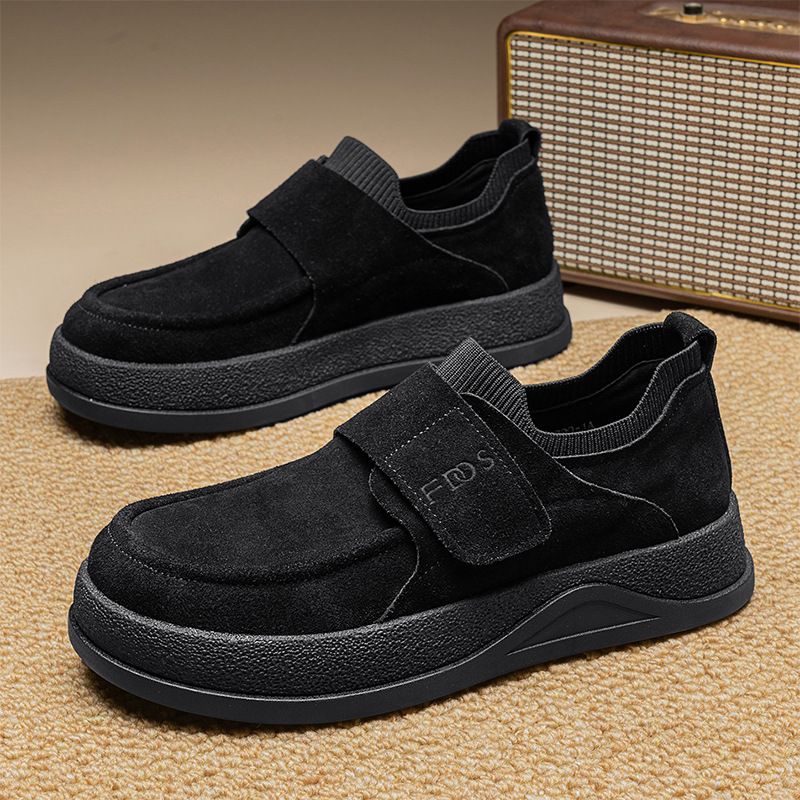 2025 Autumn New Men's Shoes Fau Pig Eight Leather Slip-On Loafers Casual Sneakers_vogvips.com