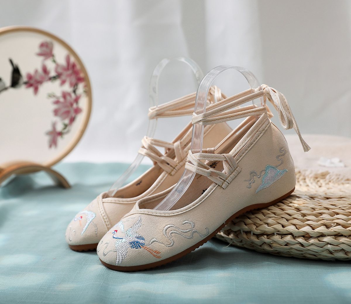 Ethnic Style Embroidered Fabric Women's Single Zero Batch Oxfords Soft Sole Dance Hanfu Shoes_vogvips.com