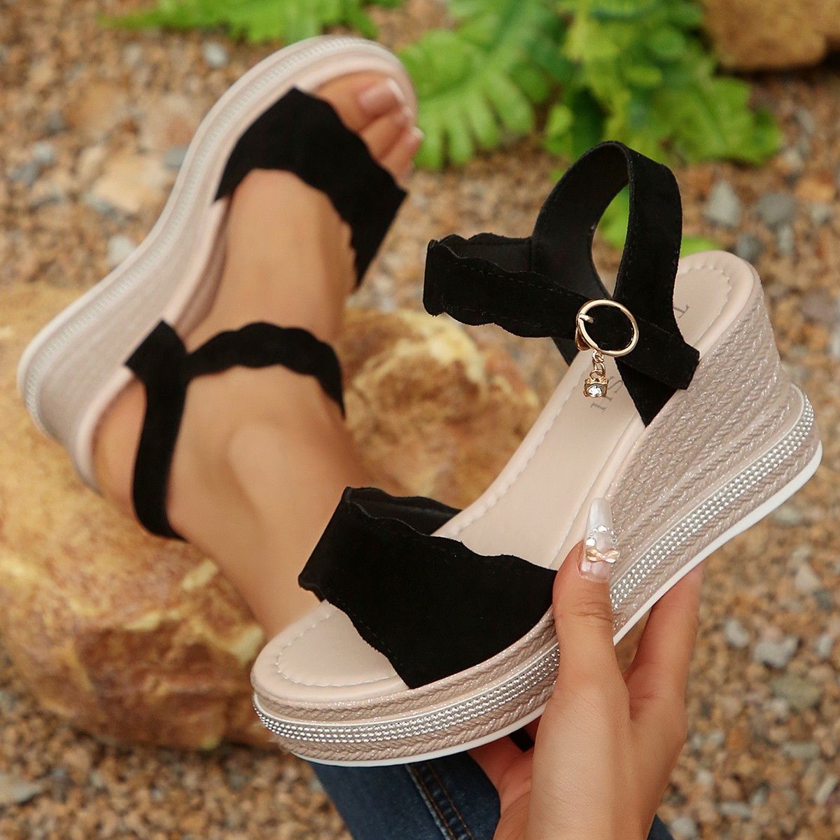 New Rhinestones One-line Buckle High-heeled Sandals Comfortable Women's Sandals_vogvips.com