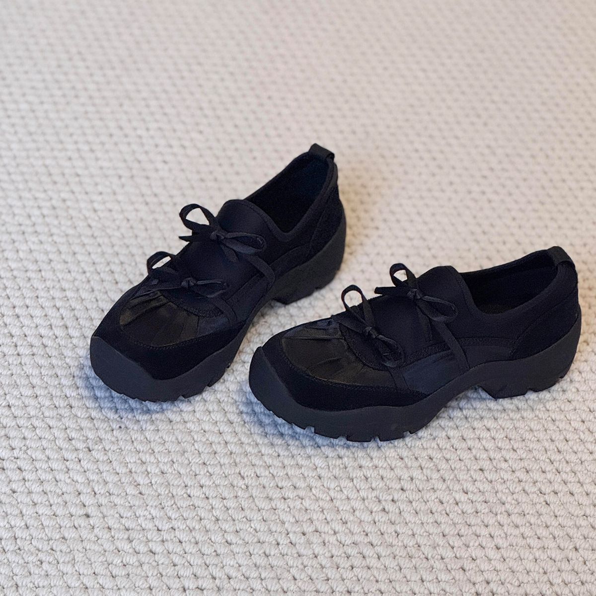 Ballet Style Retro Deep Mouth Loafers For Women Slip-On 2025 New Suede Bow Thick-Soled Sports Small Leather Shoes_vogvips.com