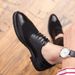 New Black And White Color-block Carved Brick Men's Shoes For Men's Business Leather British Derby Shoes Pointed Toe Banquet Wedding Leather Shoes_vogvips.com