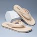 Neue Flip-Flops 2023 Sommer Tragen Anti-Rutsch-Hausschuhe Strand Koreanische Version Herren-Clip-Fuß-Sandalen_vogvips.com