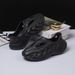 2024 Summer New Men's EVA Closed-Toe Sandals Trendy Clogs Waterproof Beach Shoes_vogvips.com