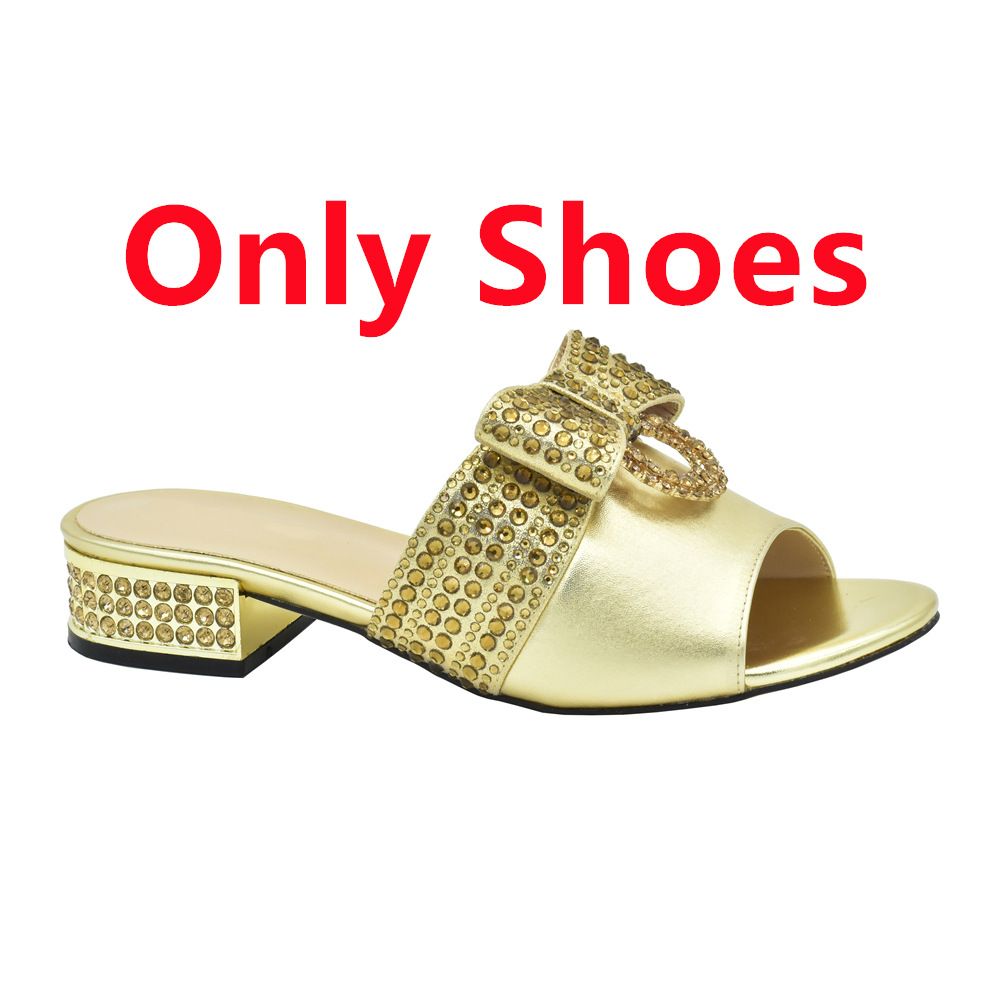 The evening with women's medium heel broken diamond round head wear slippers with fashion diamond hot dinner bag set_vogvips.com