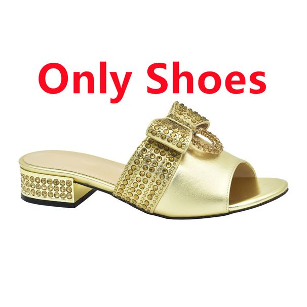 The evening with women's medium heel broken diamond round head wear slippers with fashion diamond hot dinner bag set_vogvips.com