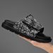 2026 New Cross-Border Hot-Selling Buckle-On Couple's Full-Coverage Loafers For Men And Women, Beach Sandals, Student_vogvips.com
