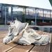 Casual Couple Shoes, Shoes, Sports Shoes, Paris Shoes, Cargo. Shoes, Shoes, Shoes, Shoes, Cargo._vogvips.com