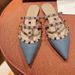 High-end Cross-border Foreign Trade Women's V-style Pointed-toe Studded Flat Mules For Outdoor Wear_vogvips.com