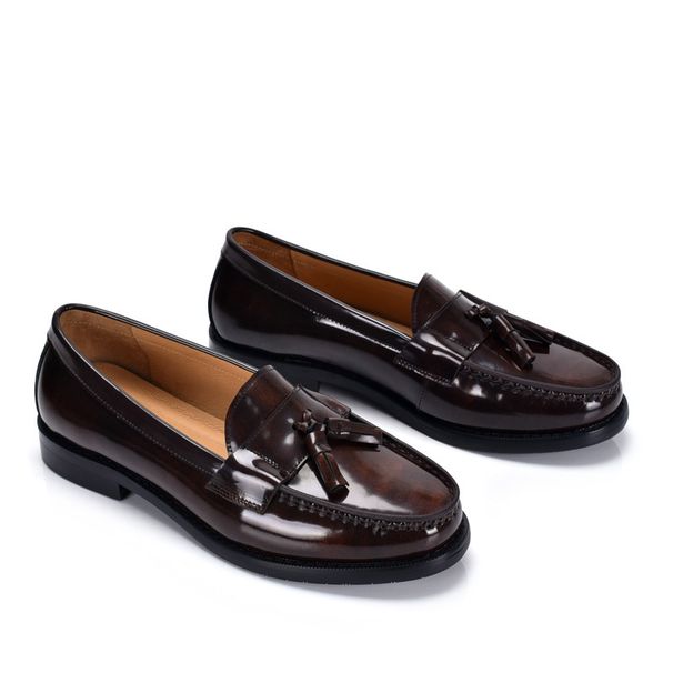 The British Trend Is Trendy, With One Foot On Shallow Patent And Shiny For Business, Casual, Formal Wear, Men's Fashion,_vogvips.com