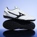Low top football shoes actual football shoes broken nails special training shoes_vogvips.com