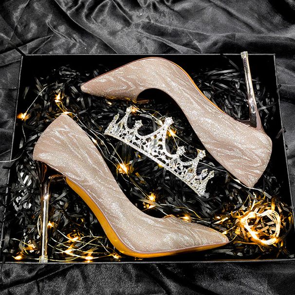 French Style Exquisite Wedding Dress High-end 2023 Summer New Bride Bridesmaid Shoes Gold Crystal High Heels_vogvips.com