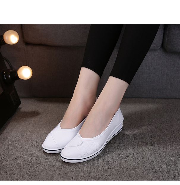 Women's Shoes Brand Women's Black And White Wedge Heel Soft Sole Cowhide Sole Beauty Shoes Flat Spring And Summer Breathable White Shoes Nurse Shoes_vogvips.com