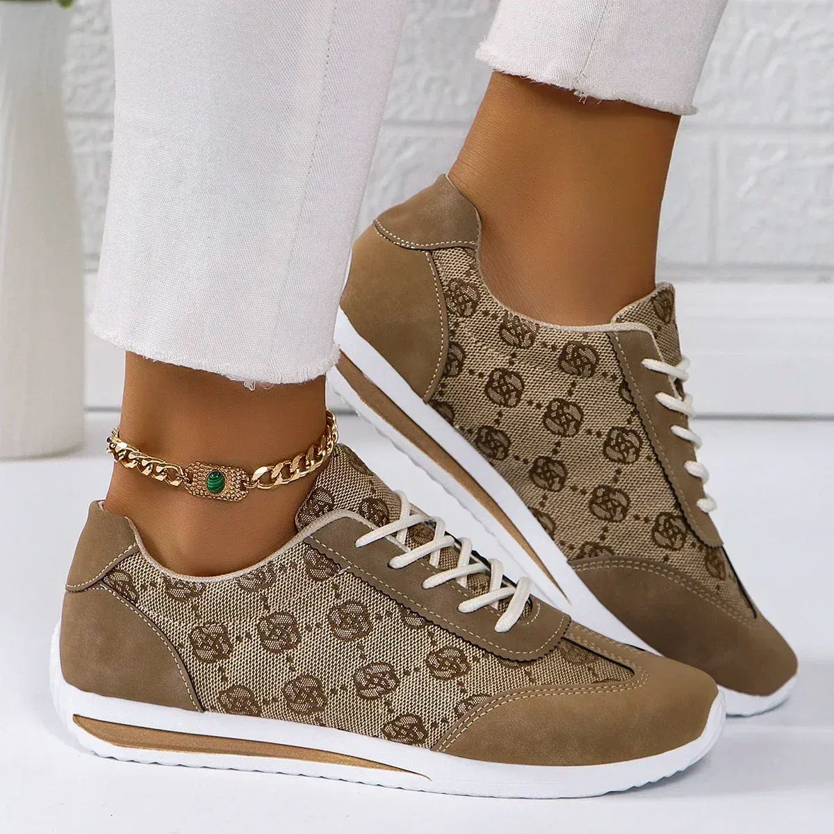 Spring And Summer Women Designer Mouth Breathable Cross Strap Flat Comfortable Casual Walking Sneakers Zapatos De Mujer_vogvips.com