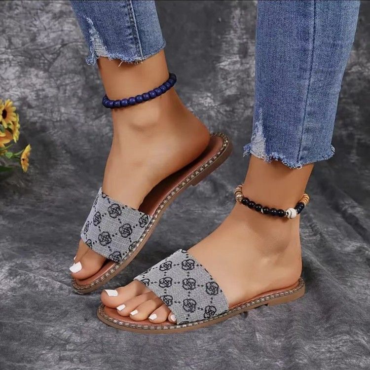 for Women's 2024 Summer New Large 43 Flat Bottom One Word Beach Sandals And Slippers_vogvips.com
