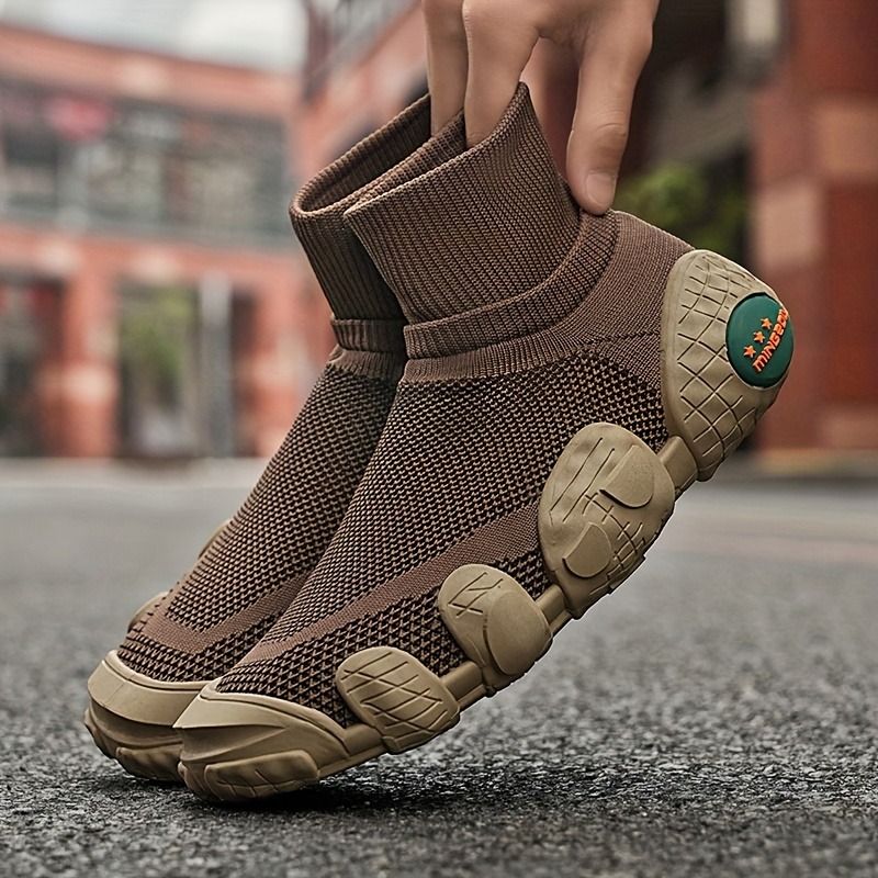 2025 New Summer Breathable Hollow Mesh Casual Sports Shoes, Fashionable And Versatile Men's Shoes_vogvips.com