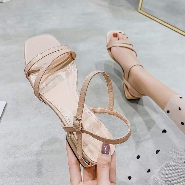 2026 New Summer French-style Niche Design Low-heeled Sandals Women, Fashionable Office Shoes For Women To Pair With_vogvips.com