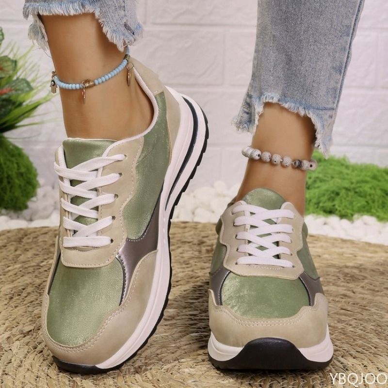 2025 Autumn New Flat Bottomed Breathable Sports Women's Sports Shoes Niche Casual Comfortable Height Increasing Women's_vogvips.com