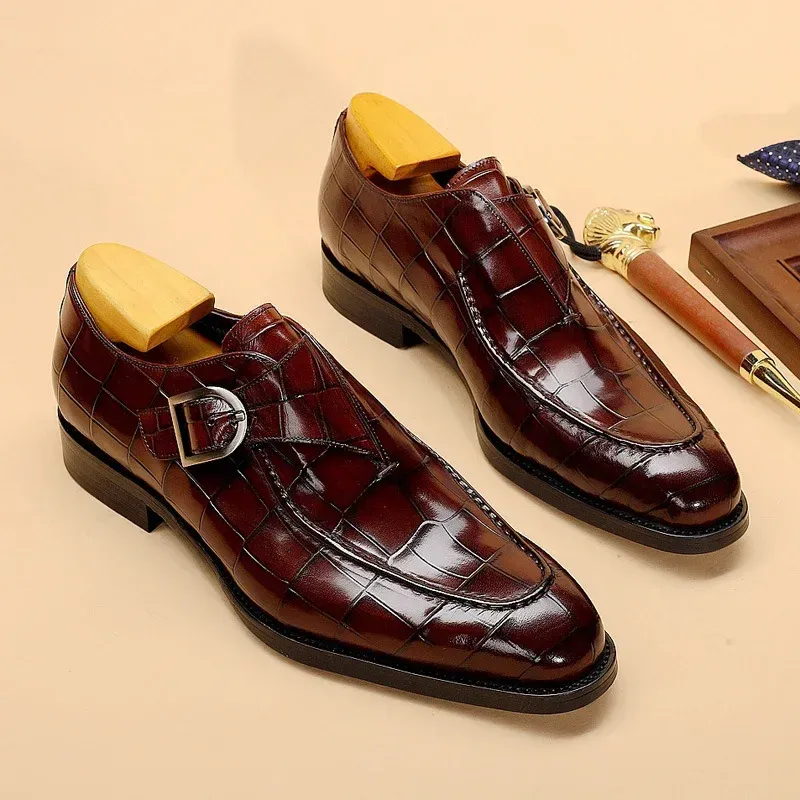 Retro Men Dress Shoes Business Loafers Slip On Pointed Toe Leather Shoes Party Formal Shoe Handmade Casual Men Shoes Plus Size48_vogvips.com