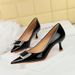 1961-K71 Fashionable Banquet Spring And Autumn Women's With Mid Heel Lacquer Leather Shallow Mouth Pointed Metal Water_vogvips.com