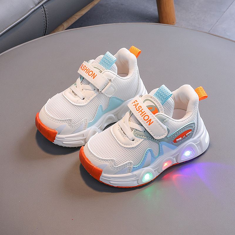 Children's Mesh Breathable Light-Up Sneakers 2026 Boys And Girls Soft Sole Non-Slip Running Toddler Walking Shoes_vogvips.com