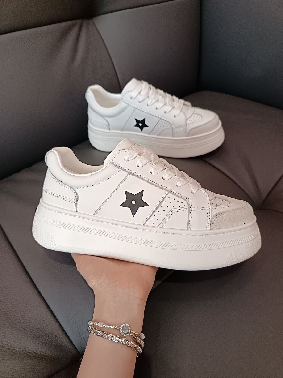 new 2026 Version D Brand High New Logo Thick-Soled Casual Sports White Sneakers Star Round Toe Height-Increasing Platform Sh_vogvips.com