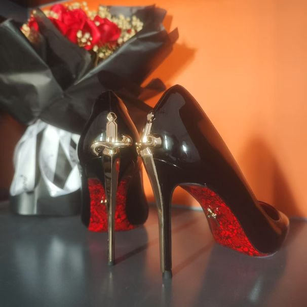 Metal Staff High Thin Heels Comfortable Genuine Printed Red Sole Pointed Toe Women's Dagger High-End Patent Leather_vogvips.com