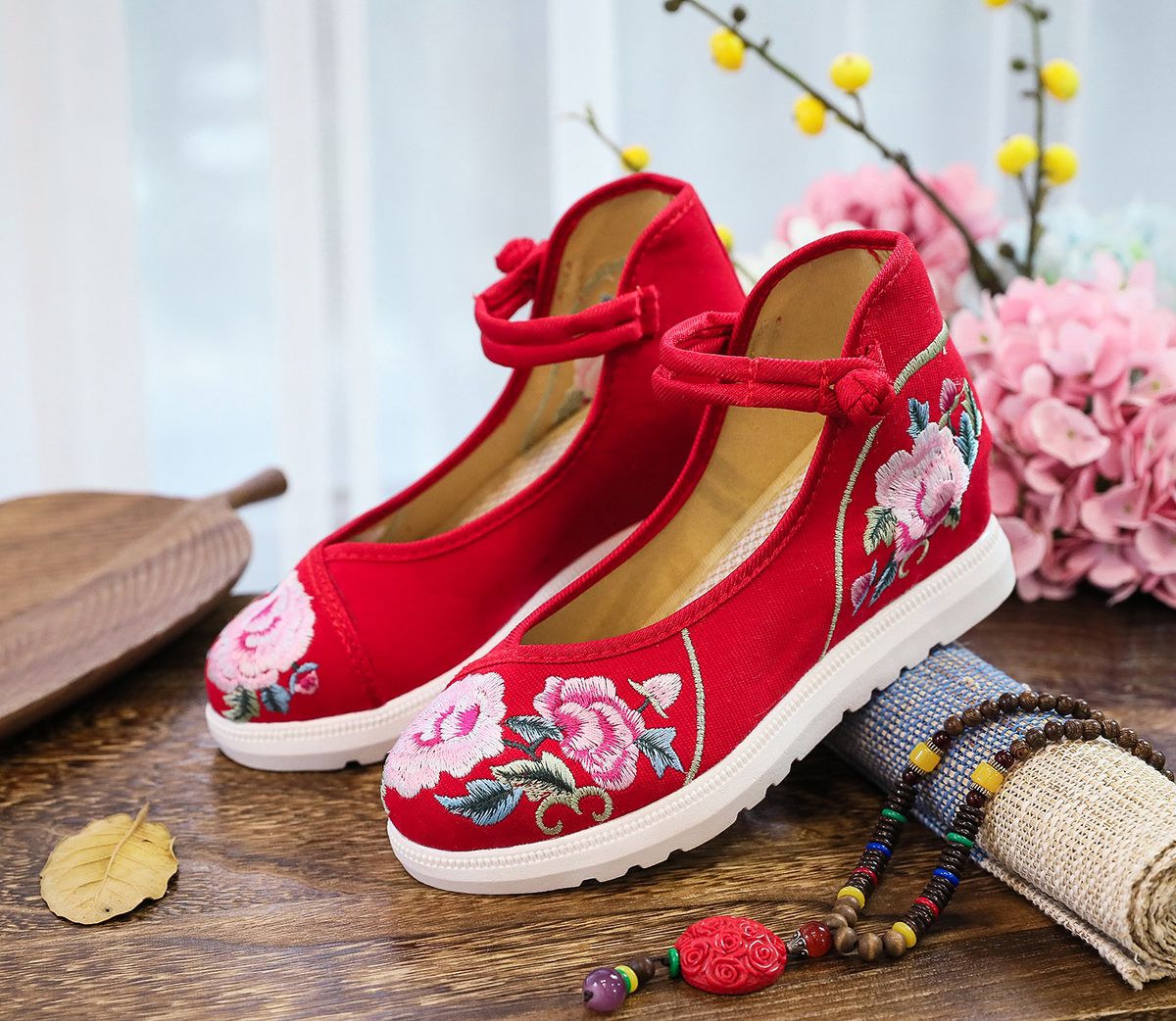 Women's Casual Single Shoes, High Heels, Embroidered Cloth Shoes With Raised Sloping Heels_vogvips.com