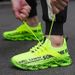 Men's Lightweight Low-Top Soft Sole Cushioned Rebound New Mesh Sports Running Outdoor Fashion Versatile Casual Shoes_vogvips.com