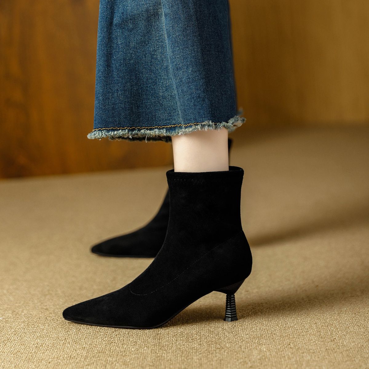 Women's High-heeled Ankle Boots With Thin Heels, 2025 New Model, Pointed Toe Chelsea Boots, French Suede Coffee-colored Women's Mi_vogvips.com