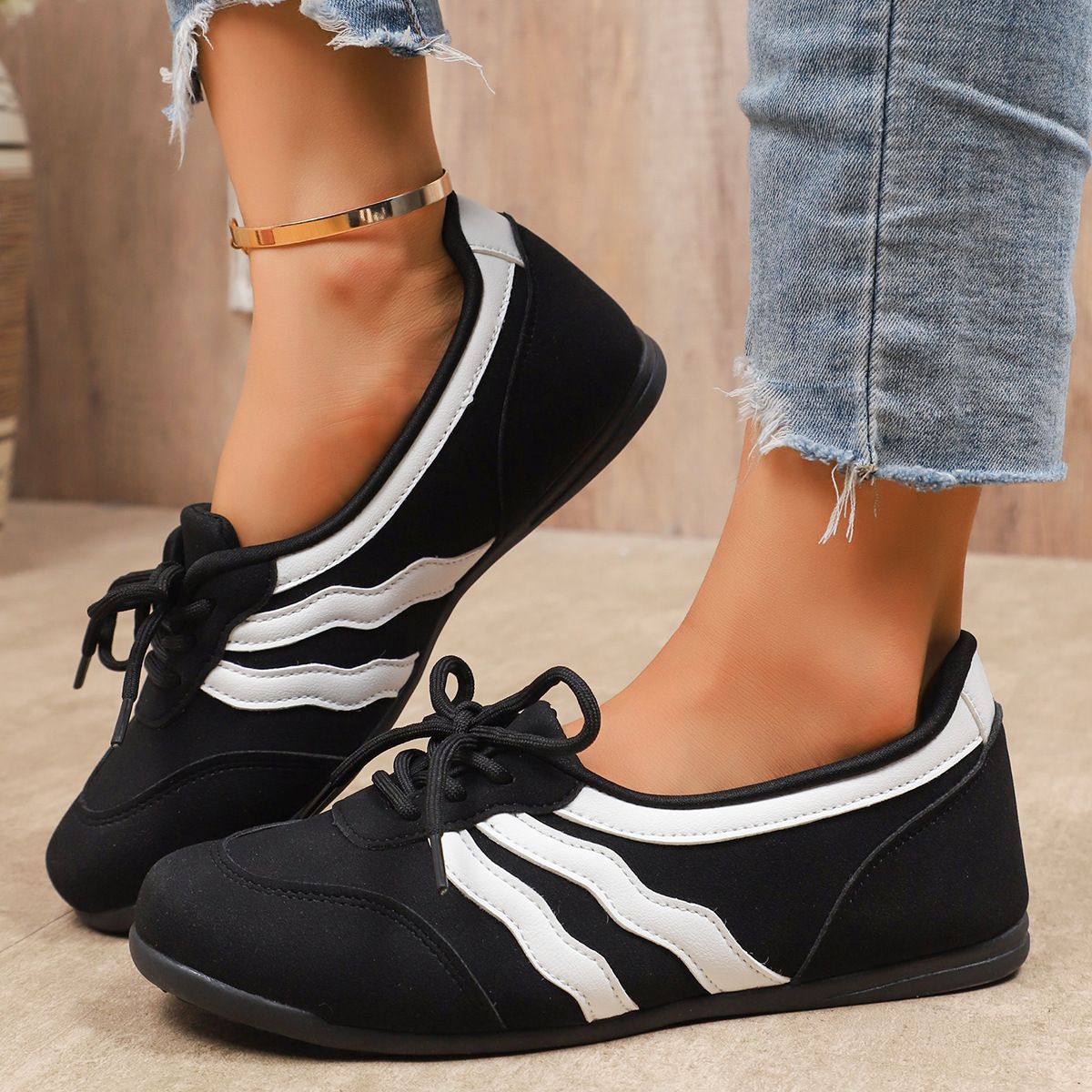 Color Block Flat Training Shoes For Women 2025 Summer New Soft Leather Casual Sneakers Soft Sole Forrest Gump Shoes Sports Shoes For Women_vogvips.com