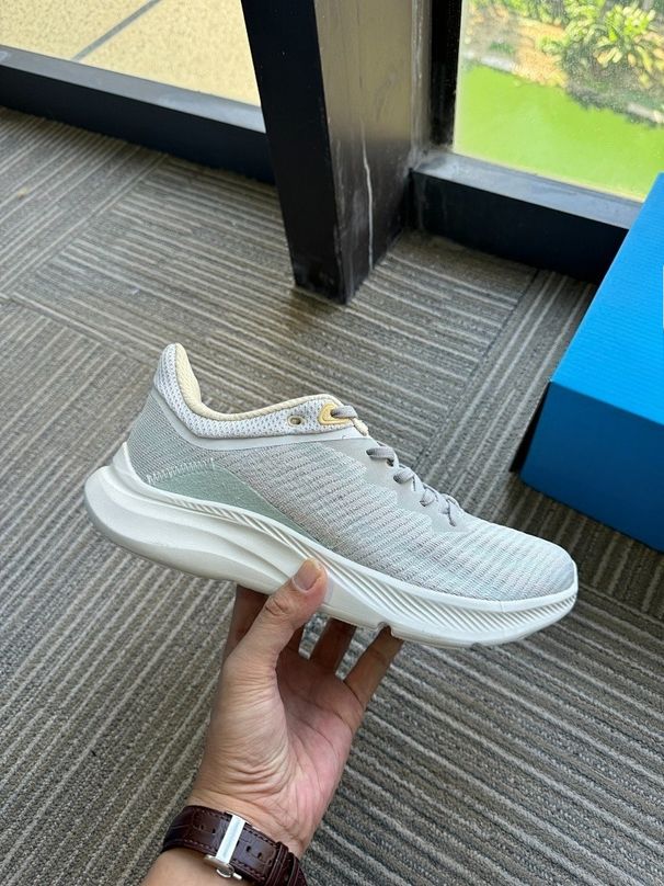 Fashionable Shoes Elegant Running Casual Windproof Comfortable Shoes Cushioned Seasons Suitable For Sports All Shoes Simple Daily Wear._vogvips.com