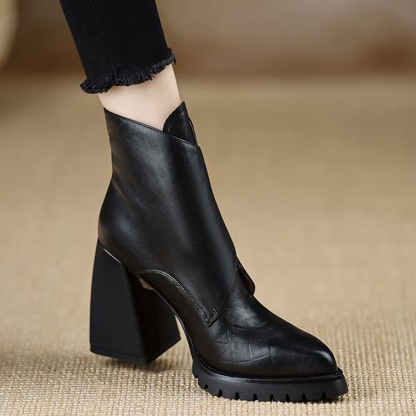 Small Waterproof Platform High-heeled Pointed Women's Boots 2025 Spring New Fashion Versatile British Retro Thick Heel Martin Boots_vogvips.com