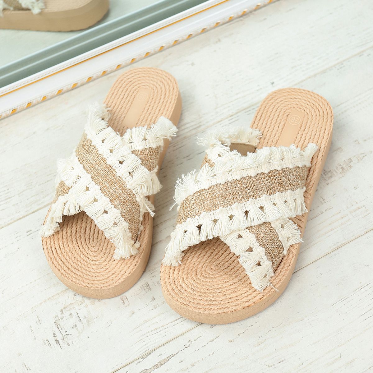 Women's Cross Strap Sandals Summer Ethnic Style Beach Flip Flops Indoor Outdoor Tassel Slippers_vogvips.com
