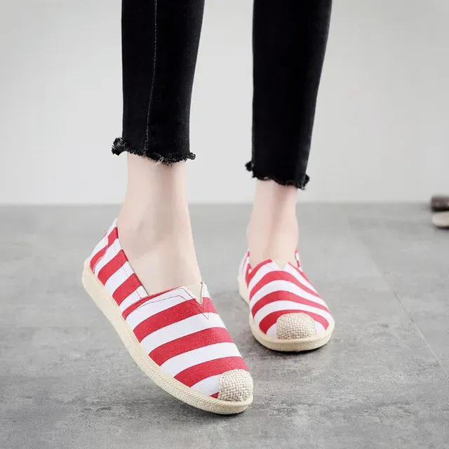 Summer En Flat Women Lightweight Breathable Fisherman Ladies Soft Casual Shoes Slip On Lazy Loafers 2024_vogvips.com