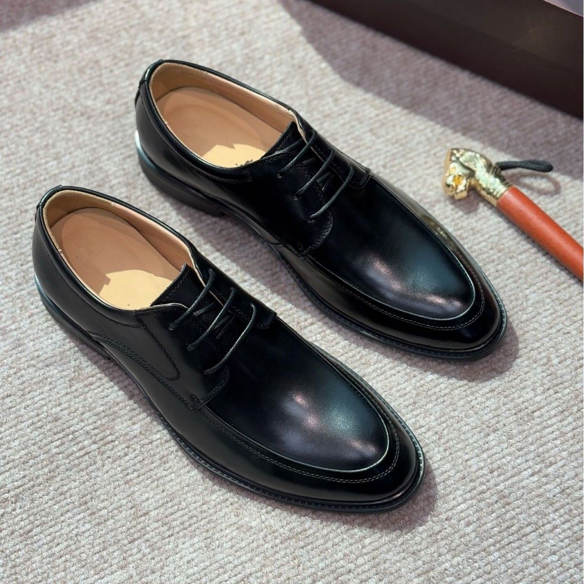 Deposit Link: British Style Casual Leather Shoes, Business Formal Pointed Leather, Shiny Surface, High-end Men's Shoes_vogvips.com