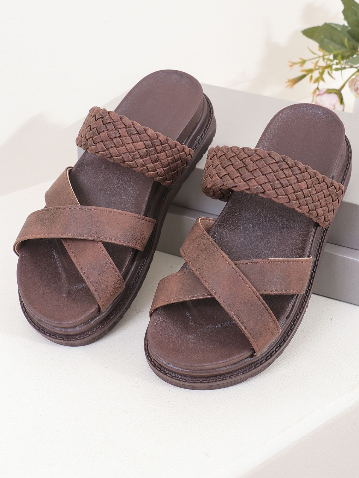 Big Size Women's Shoes New Thick Sole Casual Flip-flops Women_vogvips.com