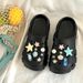 Summer Vacation Wind Starfish Hole Shoes Women's 2026 New Ultra-light Soft-soled Seaside Beach Bag Head Sandals_vogvips.com