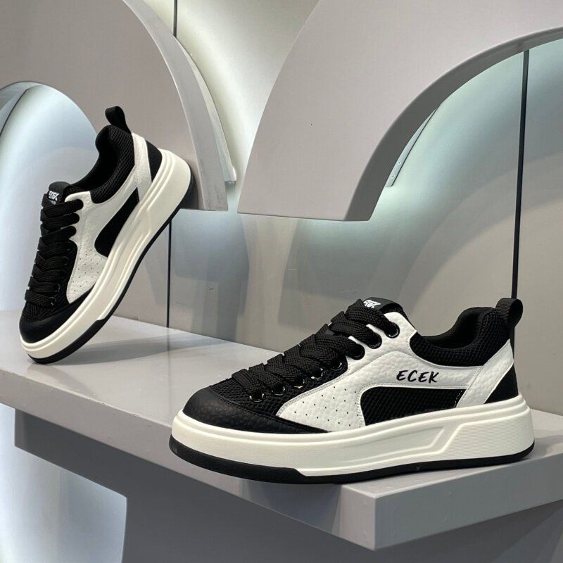 2026 New Summer Breathable Soft Sole Men's Versatile Sports Casual Shoes Popular Trendy Sneakers_vogvips.com