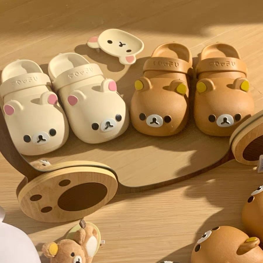 2025 Girly Style Rilakkuma Clog Shoes Summer Student Outdoor Slippers Non-Slip Odor-Resistant Couple Closed-Toe Sandals_vogvips.com
