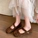 Red Retro Round-toe Shallow Flat Women, 2025 New Spring And Autumn Style, Suitable For Pairing With Skirts, French_vogvips.com
