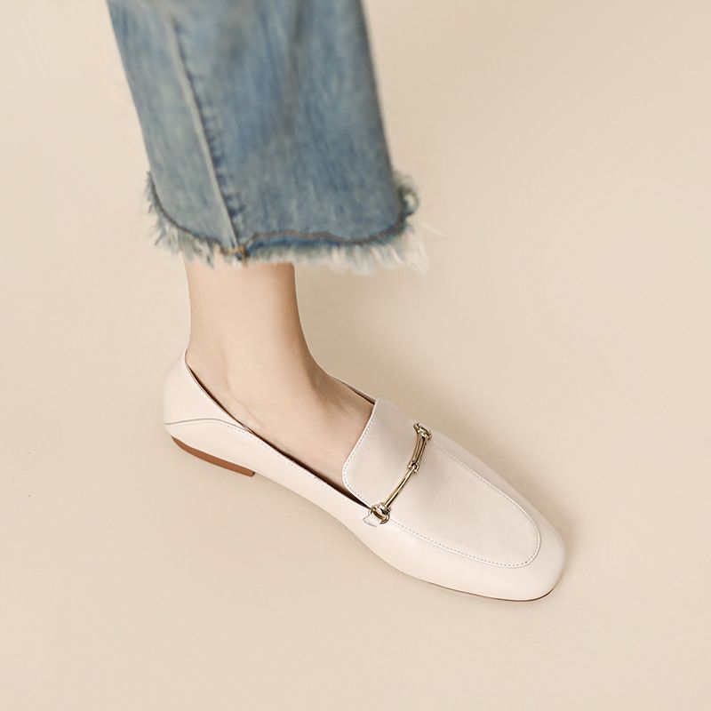In Stock 055 Leather Retro Flat Shoes For Women 2025 Spring And Autumn New French Style Soft Sole Loafers_vogvips.com