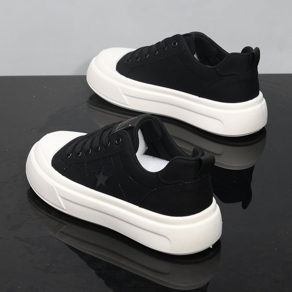 Breathable Classic Low-Top Canvas Sneakers For Men, Comfortable Soft Sole Casual Shoes With Thick Platform Design_vogvips.com