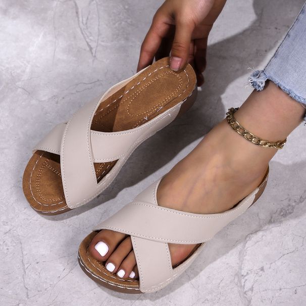 Big Crust Bread And Thick Soles Are Light And Comfortable To Wear Sandals_vogvips.com