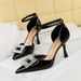 8323-K50 Fashionable Thin Shallow Mouth Shining Water Diamond Lacquered Leather Hollow Straw High Heel Sandals_vogvips.com