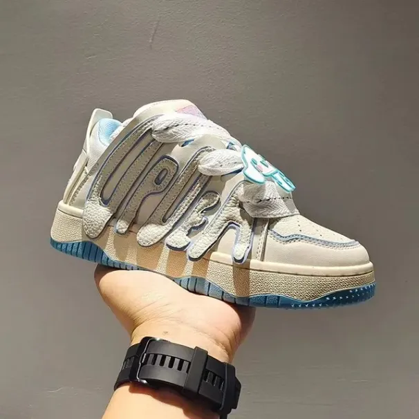 Thick Soled Round Toe Sponge Cake Couple Style Sneakers With Breathable Mh Comfortable And Versatile Casual Sports_vogvips.com