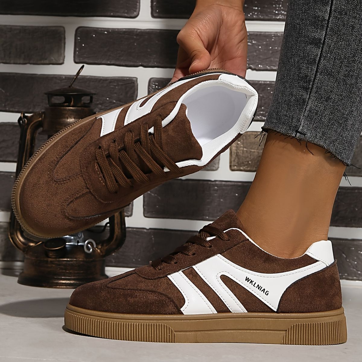 Casual Flat Running Sneakers Large Size Women's Shoes Comfortable And Lightweight Retro College Style_vogvips.com