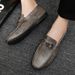 Men's casual leather shoes low help set feet men breathable trend lazy man pedal driving men's shoes bean shoes men_vogvips.com