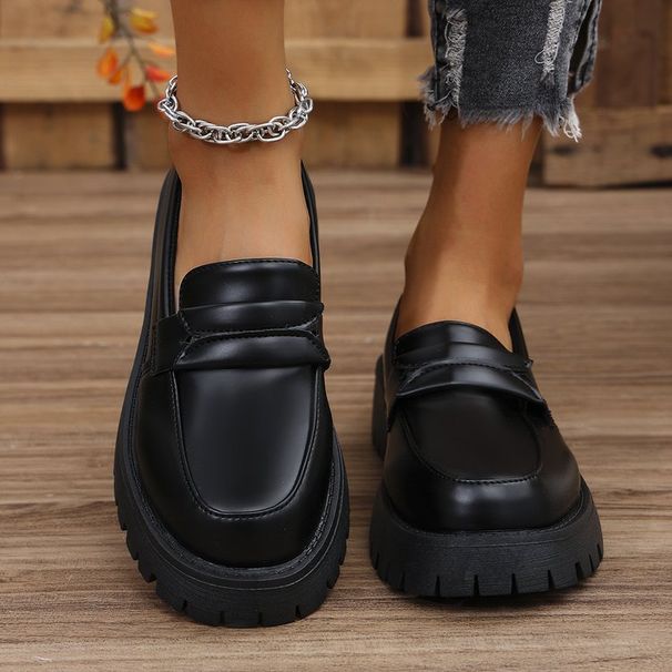 New Patent Leather Glossy Fringe Thick Soled Retro Loafers Plus Size Casual Shoes_vogvips.com